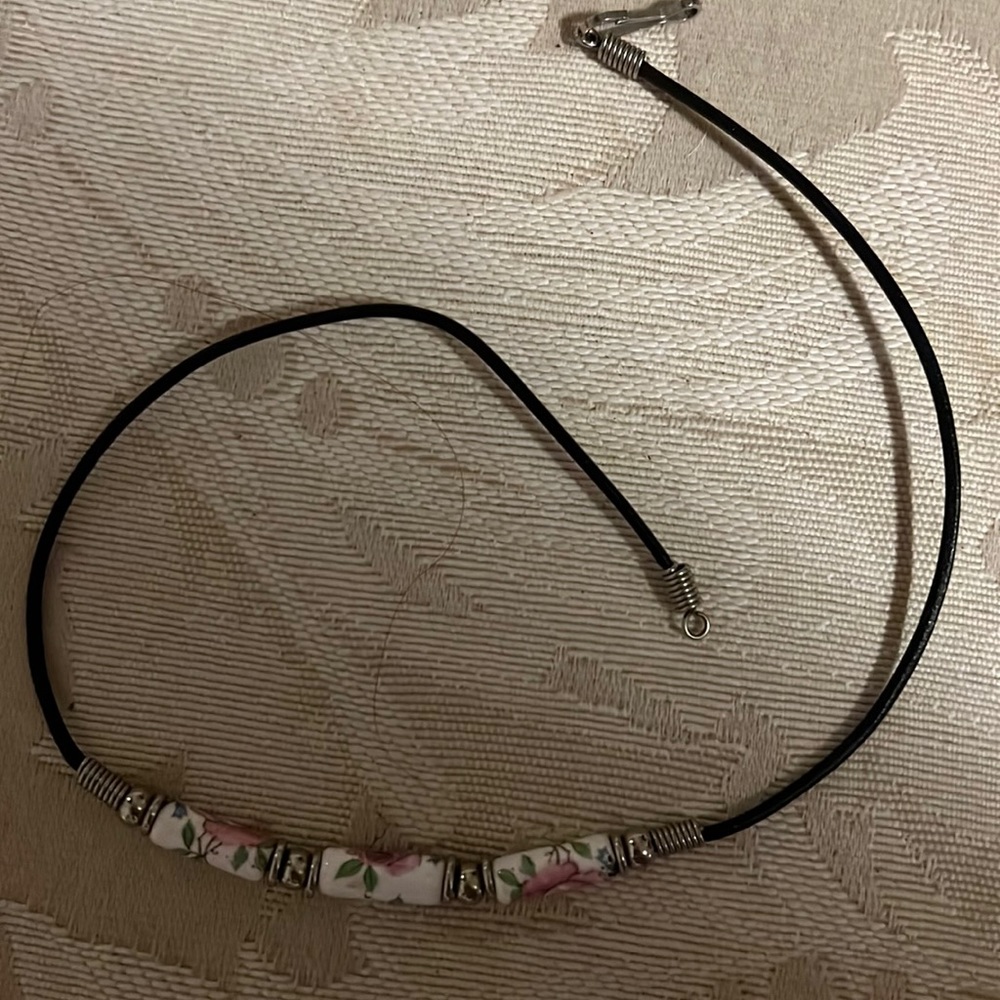 I have this flower Bead necklace